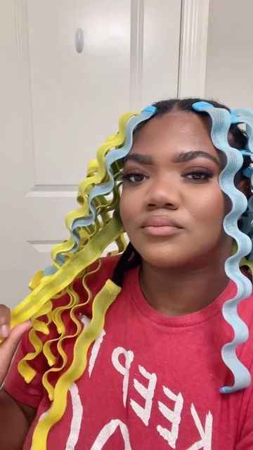 CurlyHairJunkies™️ on Instagram: "Would you try wave formers? 😍 🎥: @brrrila #waveformers #curlyhair #curlyhairstyles #curlyhairjunkies #naturalhair #naturalhaircommunity #curlyhairroutine #diy #reels" Waveformers On Natural Hair, Wave Formers On Natural Hair, Curlyhairstyles Natural, Wave Formers, Natural Hair Community, Curly Hair Routine, You Tried, Natural Hair, Hobbies