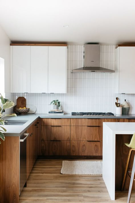 Walnut And White Kitchen Cabinets, Walnut Cabinets White Countertops, Walnut And White Kitchen, White And Walnut Kitchen, Walnut Cabinets Kitchen, Updated Mid Century Modern, Desain Pantry Dapur, Waterfall Island Kitchen, Mid Century Modern Kitchen Design