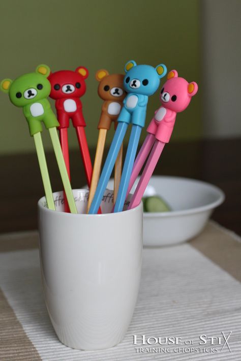 Industrial Colorful, Cute Chopsticks, Kids Chopsticks, Training Chopsticks, Colorful Kitchen, Bday Gift, Apartment Decor Inspiration, Learn Korean, Chopstick Set