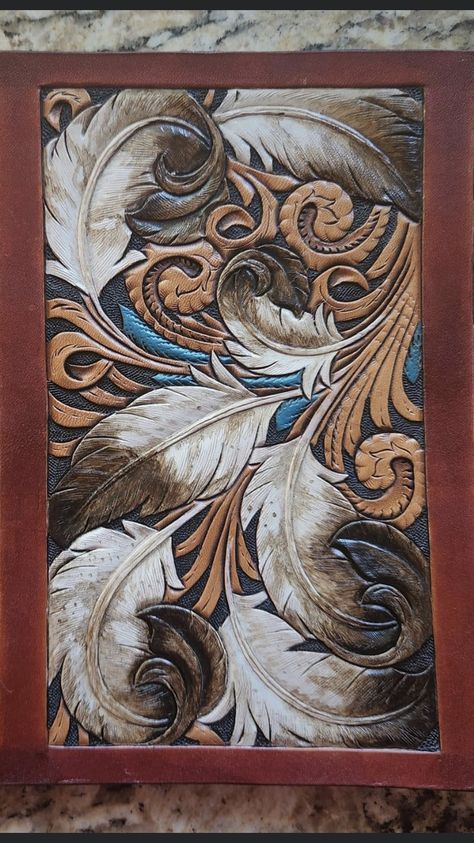 Leather Tooled Feathers, Feather Leather Tooling, Feather Leather Tooling Patterns, Leather Tattoo Design, Leather Work Tattoo, Tooled Leather Tattoo, Leather Artwork, Handmade Leather Work, Leather Working Projects