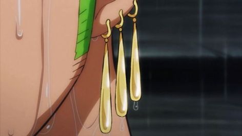 someone buy me zoro's earrings tyvm Zoro Screenshots, Pirates Gold, Zoro Roronoa, One Piece Crew, One Piece Wallpaper Iphone, Zoro One Piece, Daily Pictures, One Piece Pictures, Manga Anime One Piece