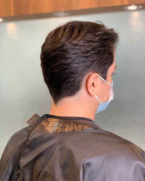 Duck Tail Haircut Women, Duck Tail Haircut, Mens Hairstyles Fine Hair, Crew Cut Hair, Mens Haircuts Straight Hair, Short Hair Back, Mens Hairstyles With Beard, Gents Hair Style, Guy Haircuts Long