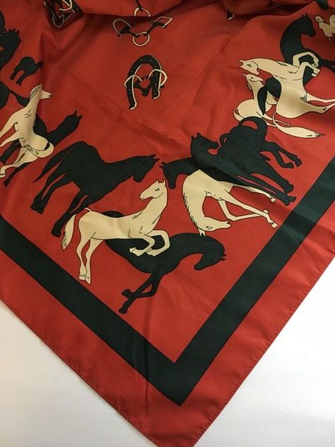 Black And White Horse, Horse Images, Vintage Hermes Scarf, Horse Scarf, Starbucks Reserve, Vintage Appliances, Polyester Scarf, Theatre Costumes, Horse Show