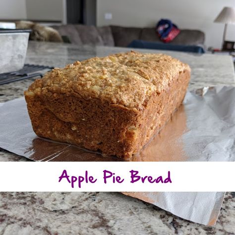 Apple Pie Bread With Apple Pie Filling, Childhood Desserts, Recipe Using Apples, Gluten Free Apple Pie, Apple Pie Bread, Apple Pie Filling Recipes, Apple Bread Recipe, Fast Desserts, Apple Cinnamon Bread