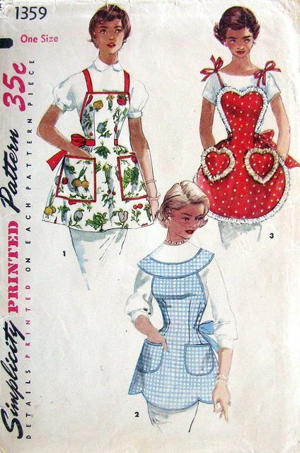 Simplicity 1359 | Flickr – Compartilhamento de fotos! Bib Apron Pattern, 1950s Apron, Vintage Apron Pattern, Diy Apron, 1950s Sewing Patterns, Patron Vintage, Vogue Vintage, Hostess Apron, Apron Sewing Pattern