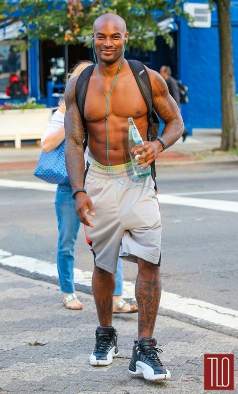 Tyson Beckford, Bald Men Style, King Of Queens, The Yardbirds, Bald Men, Virgil Abloh, Basketball Shorts, Miami Florida, Baccarat