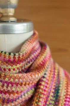 Crocheted 'Linen Stitch' Scarf free pattern at Churchmouse Yarns. The sample is… Crochet Linen Stitch, Linen Stitch Scarf, Crochet Collars, Linen Stitch, Knitted Shawl, Shawl Crochet, Crochet Motifs, Scarf Crochet Pattern, Chale Crochet