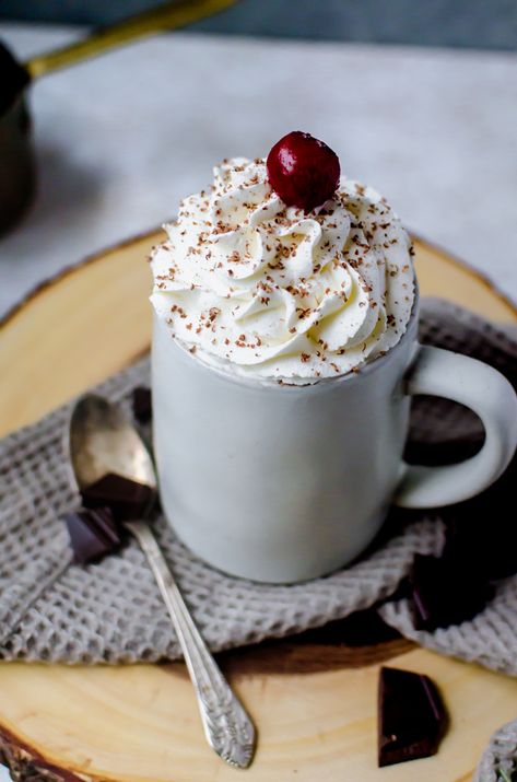 Black forest hot chocolate Chocolate Cherry Hot Chocolate, Black Forest Hot Chocolate, Cherry Hot Chocolate, Red Velvet Hot Chocolate, Warm Winter Drinks, German Coffee, Gourmet Hot Chocolate, Cherry Tea, Nice Recipes