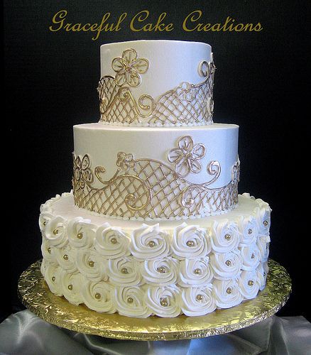 Butter Cream Wedding Cake, Golden Anniversary Cake, Cream Wedding Cake, Wedding Cake With Gold, Cream Wedding Cakes, Cake With Gold, Ivory Wedding Cake, Special Event Cakes, Beautiful Cake Designs