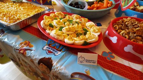 Paw Patrol Party Ideas Food, Paw Patrol Birthday Party Food, Puppy Party Food, Birthday Party Food Table, Paw Patrol Party Food, Paw Patrol Party Games, Paw Patrol Party Ideas, Kids Birthday Food, Paw Patrol Party Supplies