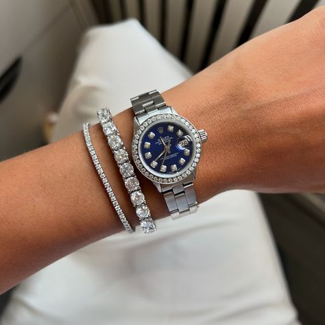 Luxury, on the hour 💙✨ 26MM Rolex Lady-Datejust ✨ Blue diamond dial ✨ 1ct of sparkling diamonds Diamond Rolex Women, Rolex Lady Datejust, Rolex Blue, Rolex Diamond, Rolex Women, Rolex Datejust, Blue Diamond, Sparkle Diamonds, Rolex