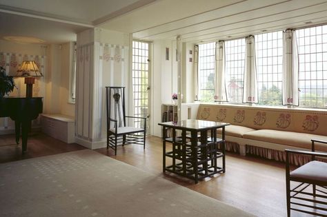 Interior: The Drawing Room, The Hill House. Charles Rennie Mackintosh. 1904. Photo: Visit Scotland Charles Mackintosh, Mackintosh Design, British Architecture, Charles Rennie Mackintosh, Rennie Mackintosh, Glasgow School Of Art, Hill House, House On A Hill, Drawing Room