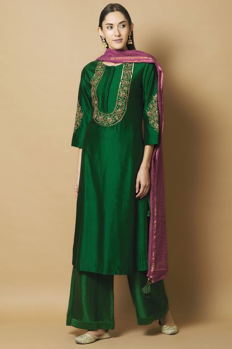 Kurta Palazzo Designs Party Wear, Silk Kurtas For Women, Silk Kurtas, Silk Kurti Designs, Pakistani Dresses Casual, Pakistani Fashion Party Wear, Salwar Kamiz, Palazzo Set, Silk Kurta