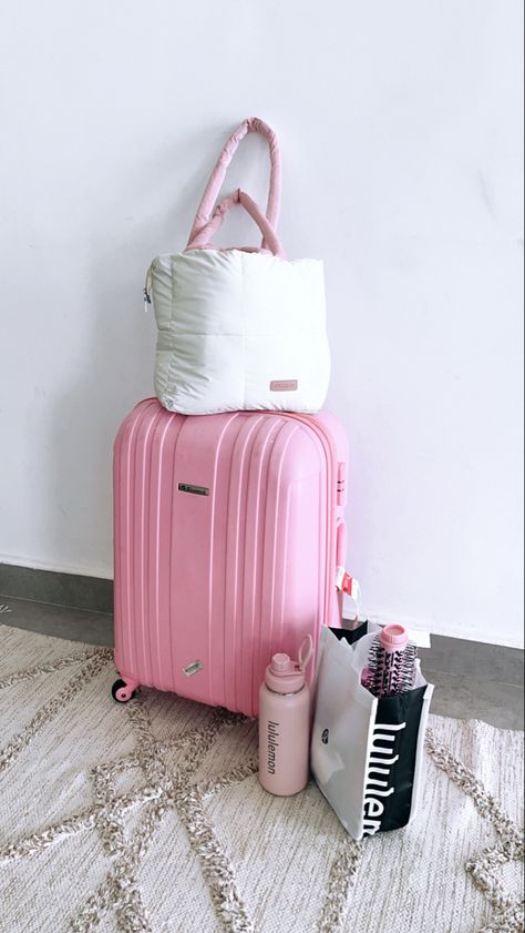 Airport Luggage, Pink Suitcase, Air Port Outfit, Adult Onesie Pajamas, Pink Luggage, Airport Aesthetic, Summer Packing, Nature Iphone Wallpaper, Pink Lifestyle