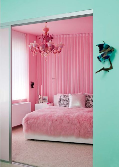 Tout Rose, Pink Bedrooms, Eclectic Bedroom, Pink Houses, Pink Bedroom, Pink Room, Decor Minimalist, Everything Pink