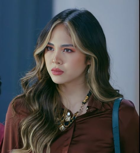 Janella Salvador Hair, Filipino Celebrities, Janella Salvador, Hair Color Underneath, Hair Color Chocolate, Brown Hair Inspo, Hair Color Purple, Brown Hair With Highlights, Brown To Blonde