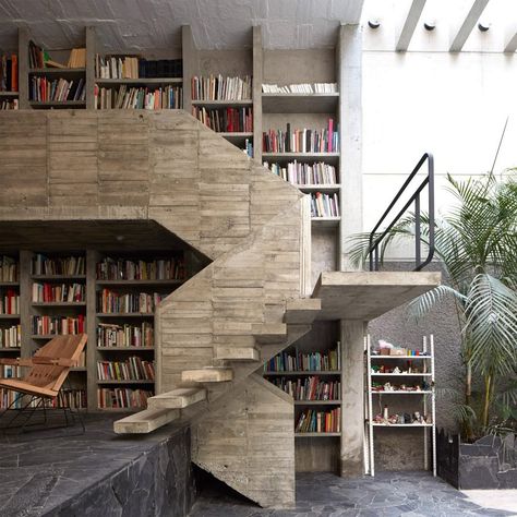 Nina Freudenberger, Pedro Reyes, Houses In Mexico, Concrete Staircase, Pinterest Design, Concrete Home, Shelving Design, Concrete House, Home Libraries