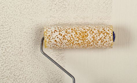 Learn how to hide wall flaws and imperfections by applying a subtle stipple texture with a roller. Remove Textured Ceiling, Wall Texture Types, Textured Paint Rollers, Ceiling Texture Types, Knockdown Texture, Drywall Texture, Stucco Texture, Drywall Finishing, Guest Bedroom Remodel