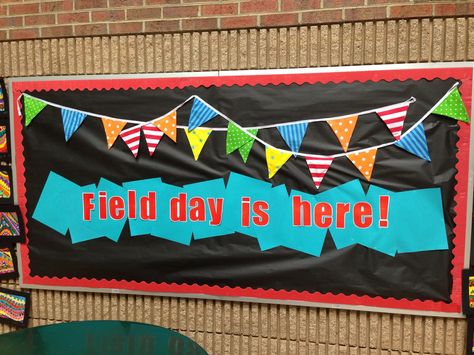 Field Day Field Day Bulletin Board Ideas, Field Day Decorations, Pe Bulletin Boards, Display Boards For School, Creative Bulletin Boards, Door Bulletin Boards, Preschool Boards, Bullentin Boards, Elementary Pe