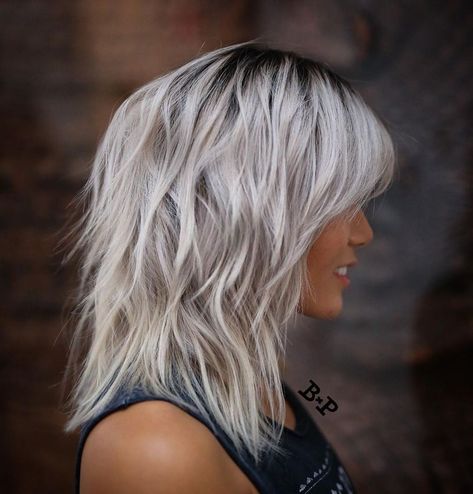 Medium Shag Thick Hair, Medium Length Shag Straight Hair, 50 Best Medium Length Hairstyles 2021, Women’s Shag Haircut, Long Hair Styles For 50+ Women With Bangs, Ice Blonde Hair, Modern Shag Haircut, Medium Shag Haircuts, Haircuts For Medium Length Hair