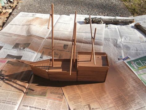 How to build a Christopher Columbus (the Nina) boat Easy Woodworking Projects For Kids, Woodworking Plans Patterns, Make A Boat, Wood Projects For Kids, Build Your Own Boat, Woodworking Plans Beginner, Woodworking Projects Furniture, Woodworking Projects For Kids, Woodworking Furniture Plans