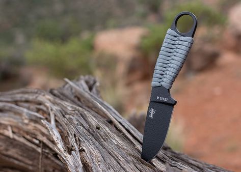 survival knife Esee Izula, Waterproof Matches, Survival Equipment, Paracord Projects, Bug Out Bag, Survival Food, Wilderness Survival, Camping Survival, Survival Tips