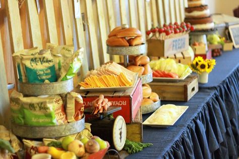 Farmers Market Food Display, Farm Party Ideas, Farm Party Foods, Fence Backdrop, Market Birthday Party, Farmers Market Birthday, Farmers Market Birthday Party, Farmers Market Party, 1st Rodeo