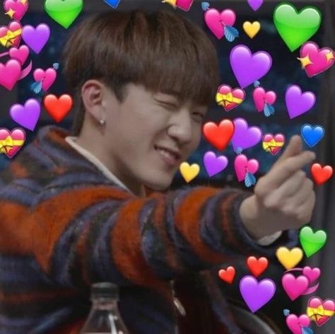 #straykids #changbin Heart Meme, Cute Love Memes, Funny Kpop Memes, Pop Memes, Memes Kpop, Kid Memes, Love And Support, Wholesome Memes, Love Memes