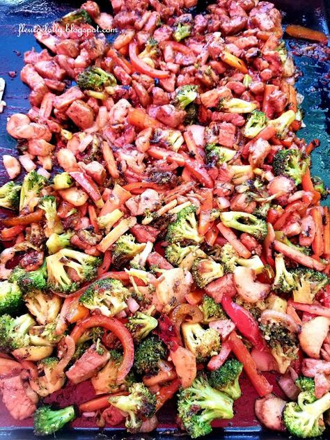 Blackstone Meat And Veggies, Blackstone Hibachi Veggies, Grilled Veggies On Blackstone Griddle, Lo Mein On Blackstone Griddle, Beef Stir Fry On Blackstone Griddle, Club Sandwich Recipes, Griddle Cooking Recipes, Teriyaki Pork, Blackstone Grill