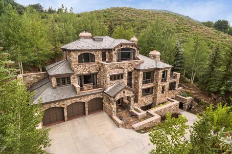 Front Aerial, Dream House Mansions, Red Mountain, Dream Mansion, Home Goals, Dream House Ideas, Mansions Luxury, Dream House Rooms, Mountain Road