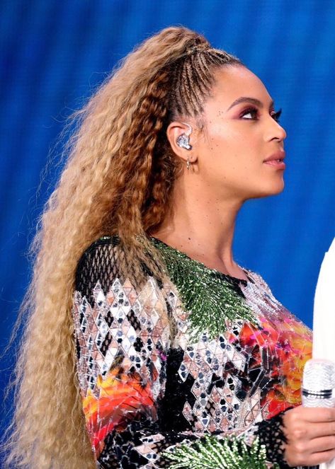 Beyoncé Hair, Beyonce Braids, Beyonce Blonde, Beyonce Hair, Beyonce Style, Blonde Braids, Beyonce Queen, Buffalo New York, Queen Bey