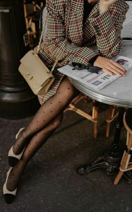 Street Fashion Photoshoot, Polka Dot Tights, Parisian Aesthetic, Paris Vibes, Coffee Shop Aesthetic, Parisian Cafe, Parisian Vibes, Paris Chic, French Cafe