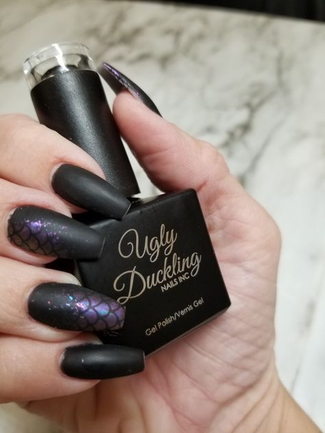 Spooky Mermaid Nails, Gothic Mermaid Nails, Black Mermaid Nails, Gothic Summer Nails, Dark Mermaid Nails, Octopus Nails, Unicorn Powder, Little Mermaid Nails, Evil Mermaids