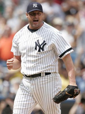 Roger Clemens, Pitcher Go Yankees, Roger Clemens, Mlb The Show, Damn Yankees, Baseball Pitcher, Baseball Pictures, Yankees Fan, New York Yankees Baseball, Sports Celebrities