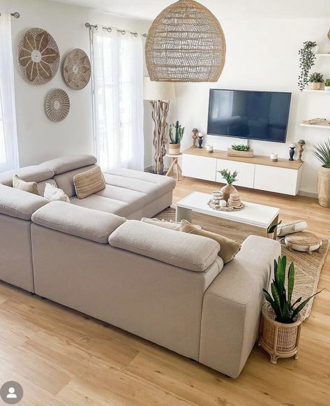 Ruang Tv, Living Room Dining Room Combo, Beige Living Rooms, Apartment Living Room Design, Living Room Design Inspiration, Small Living Room Decor, Living Room Design Decor, Home Design Living Room, Buy Home