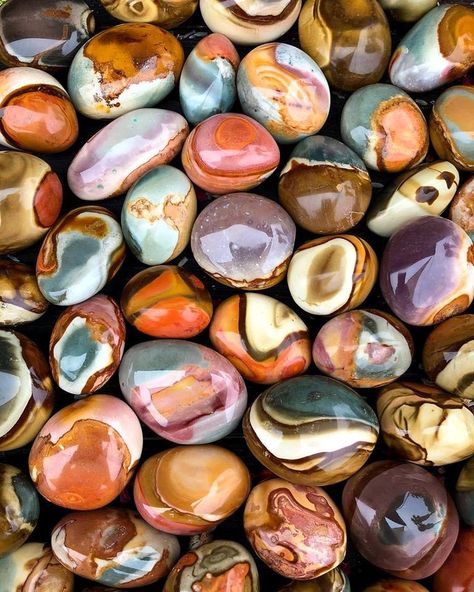 Polished polychrome Jasper from Madagascar Rock Background, Rocks And Fossils, Polychrome Jasper, Free Online Jigsaw Puzzles, Stone Wallpaper, Pretty Rocks, Minerals And Gemstones, Rocks And Gems, Gems And Minerals