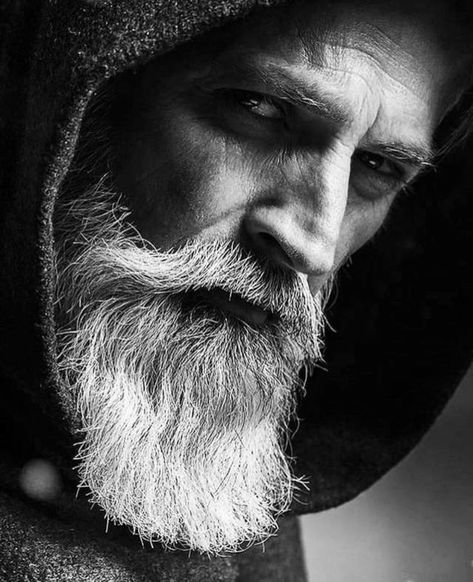 Viking Warrior Tattoos, Old Man Face, Old Man Portrait, Warrior Tattoos, Black And White Art Drawing, Old Faces, Creative Portrait Photography, Face Photography, Male Photography