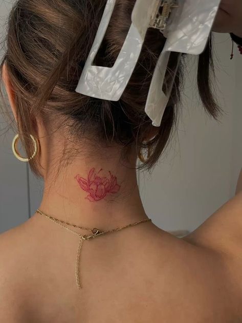 Flowers On Neck Tattoo, Lilies Flowers Tattoo, Lily Of The Incas Tattoo, Lily Finger Tattoo, Japanese Lily Tattoo, Neck Tattoos Women Back Of, Flower Lily Tattoo, Spider Lilies Tattoo, Red Ink Neck Tattoo