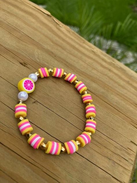 Bracelets Preppy, Bracelets Bff, Make Clay Beads, Bracelet Business, Etsy Bracelets, Colorful Bead Bracelets, Bracelet Inspiration, Bff Bracelets, Crystal Bead Jewelry