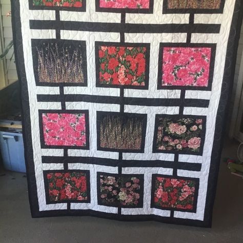 Brand New. Through The Garden Window Is The Name Of This Quilt. Each Garden Floral Block Is Highlighted In A Black Window Frame And Then Juxtapositioned Against A White Border. Please View In Close Up On These Gorgeous Botanical In The Pictures Above. Measures 49 1/2“ X 64”. Handmade Form All New 100% Cotton Fabric In A Smoke Free Home. Back Side Is A White And Black Dot With White Borders Geometric. Care Instructions Included On Tag. Quilted With Love. Makes A Gorgeous Gift! Scallop Edge Quilt, Patchwork Lap Quilt, Lap Quilt Size, Vintage Baby Quilt, Vintage Crib, Aboriginal Fabric, Black Window Frames, Baby Patchwork Quilt, Garden Window