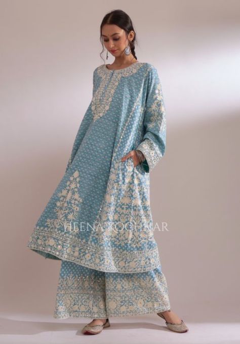 Kashmiri Dress, Kashmiri Suits, Heena Kochhar, Engagement Goals, Kurta Patterns, Indian Designer Suits, Kurta Style, Trendy Shirt Designs, Desi Clothes