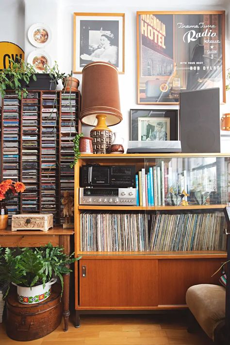 Turntable Living Room, Sentimental Maximalist, Maximalist Shelf, Record Collection Storage, Vintage Stereo Cabinet, Vinyl Record Room, Audiophile Room, Elle Decor Magazine, Vinyl Home Decor