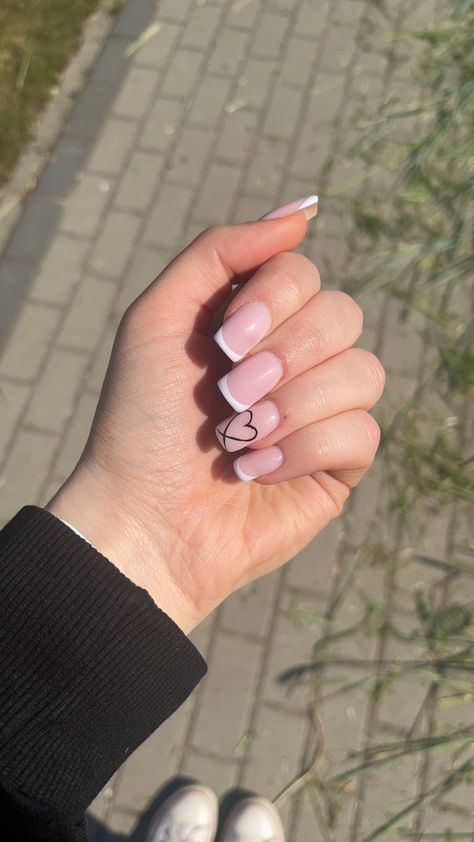 #french #heart #nails French Heart Nails, Oval Nails, Heart Nails, Mani Pedi, French Nails, Nail Inspo, Summer Nails, Ongles, Gel Nails