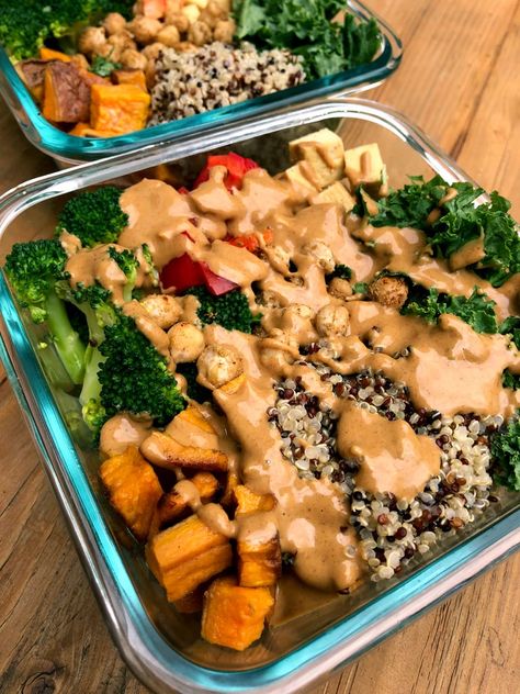 Sweet Potato, Chickpea, and Broccoli Buddha Bowl Buddha Bowl Meal Prep, Vegan Macros, Tofu Chickpea, Sweet Potato Tofu, Chickpea Broccoli, Bowl Meal Prep, Vegan Recipes Broccoli, Healthy Skin Diet, Lunch Club