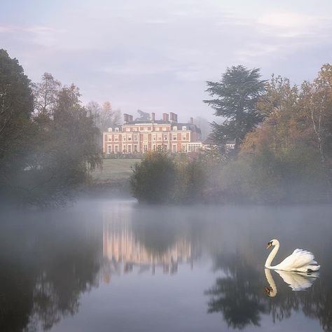 Heckfield Place, Romantic Hotel, Morning Mist, Jolie Photo, English Countryside, Pride And Prejudice, Pretty Places, Jane Austen, Best Hotels