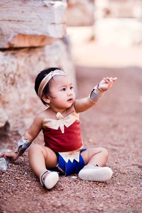 Wonder Woman Photoshoot, Baby Wonder Woman, Wonder Woman Accessories, Super Hero Theme, Woman Costume, Baby Shoot, Woman Accessories, Wonder Woman Costume, Recent Movies