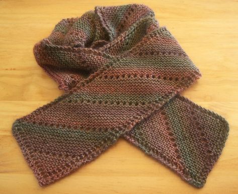 Free Patterns: Bias Scarves Easy Scarf Knitting Patterns, Beginner Knit Scarf, Knitted Scarves, Knitting Patterns Free Scarf, Easy Knitting Projects, Cable Knit Scarf, Knitting Machine Patterns, Free Scarf, Scarf Knitting Patterns