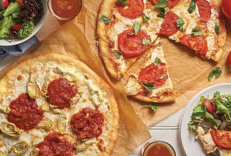 Crispy Cheesy Pan Pizza | King Arthur Flour Mod Pizza Recipes, Mod Pizza Dough Recipe, King Arthur Pizza Dough Recipe, Homemade Sandwiches, Mod Pizza, Resep Pizza, Pizza Calzone, Pizza Roll, Cheesy Pizza