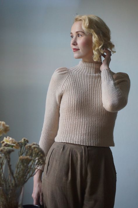 Ravelry: Rowena Jumper by Fabel Knitwear Cottagecore Knitting, Berry Dress, Jumper Pattern, Aran Cardigan, Tweed Yarn, Jumper Patterns, Knit Sleeve, Sweater Knitting Patterns, Knitting Patterns Free