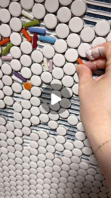 Joni Wildman on Instagram: "I tiled my kitchen! I hand laid hundreds of rainbow sprinkle lookalike tiles into a penny tile backsplash. 

Two things I learned about myself with this project:
1. I don’t know how to start small. “I’ve never tiled before, I’ll just do this elaborate mosaic NBD” 🤦‍♀️
2. This kind of meticulous work is an effective form of meditation for me, and projects like this tend to crop up when I’m stressed. #selfsoothing 

I’ll post a longer video of the finished work in my story. For those of you who get to see it in person, there are plenty of hand-hidden “Easter egg” tiles in the work along the lines of “There are 5 goldfish hidden in this picture” puzzles. I can’t wait for you to find them!" Mosaic Tiles Kitchen Backsplash, Penny Tile Backsplash, Colourful Lounge, Rainbow Tile, Rainbow Sprinkle, Mosaic Tile Backsplash, Penny Tile, Mosaic Backsplash, Things I Learned